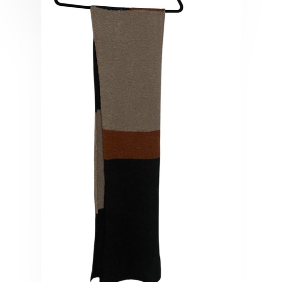 Bickley t Mitchell Wool & Alpaca And Other Blend Materials Scarf - Picture 1 of 9